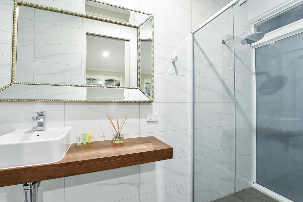 Aloha Central Luxury Apartments Маунт Гамбиър Екстериор снимка