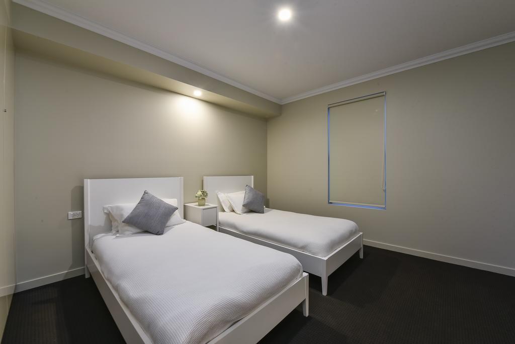 Aloha Central Luxury Apartments Маунт Гамбиър Екстериор снимка