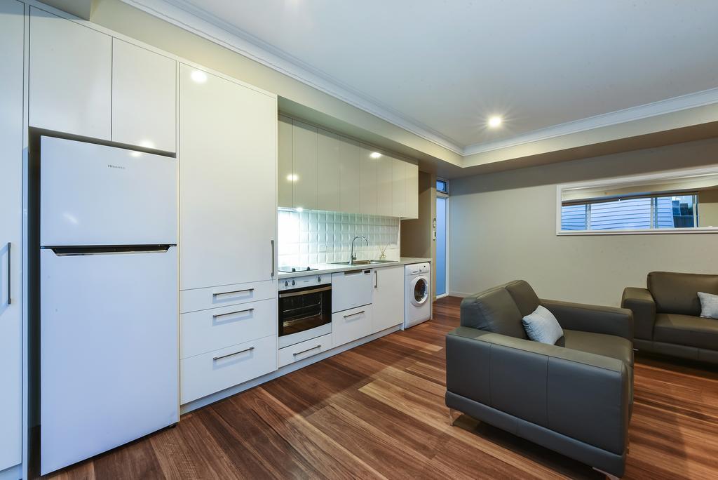 Aloha Central Luxury Apartments Маунт Гамбиър Екстериор снимка