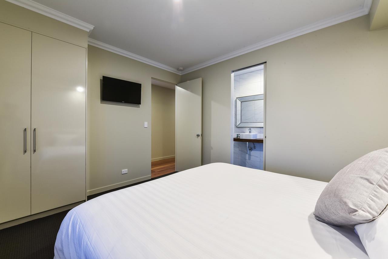 Aloha Central Luxury Apartments Маунт Гамбиър Стая снимка